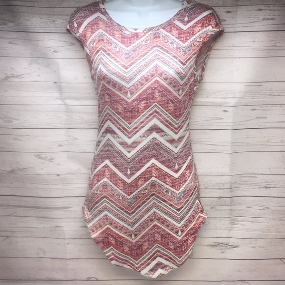 ❤️ ALMOST FAMOUS Short Sleeve Top - Picture 2 of 6